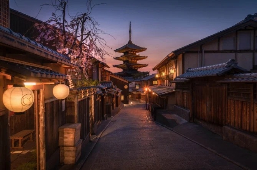 Stunning Asian architecture: from the medieval Japanese castles to skyscrapers Stunning Asian architecture: from the medieval Japanese castles to skyscrapers