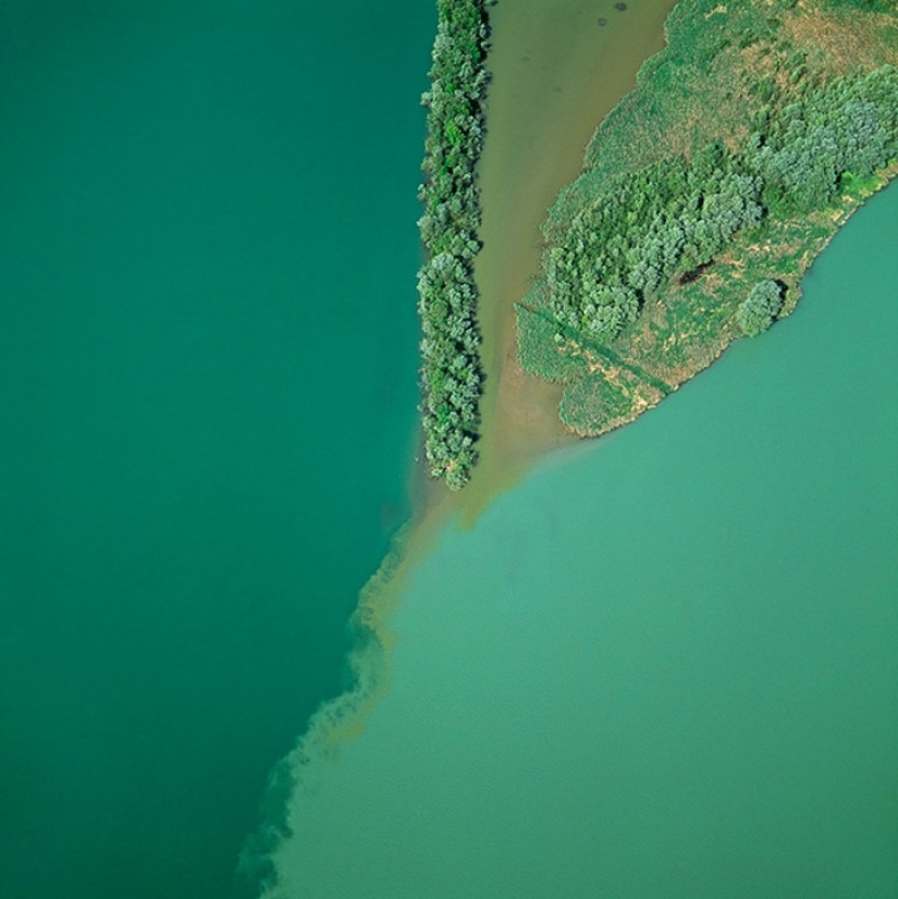 Stunning photos of reservoirs of the Earth from the air Stunning photos of reservoirs of the Earth from the air