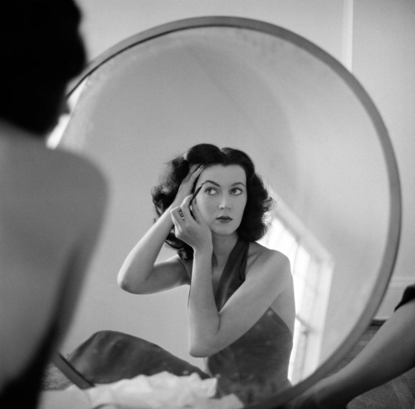 Stunning vintage shots of Tony Vaccaro taken in the 50s - 60s of the last century