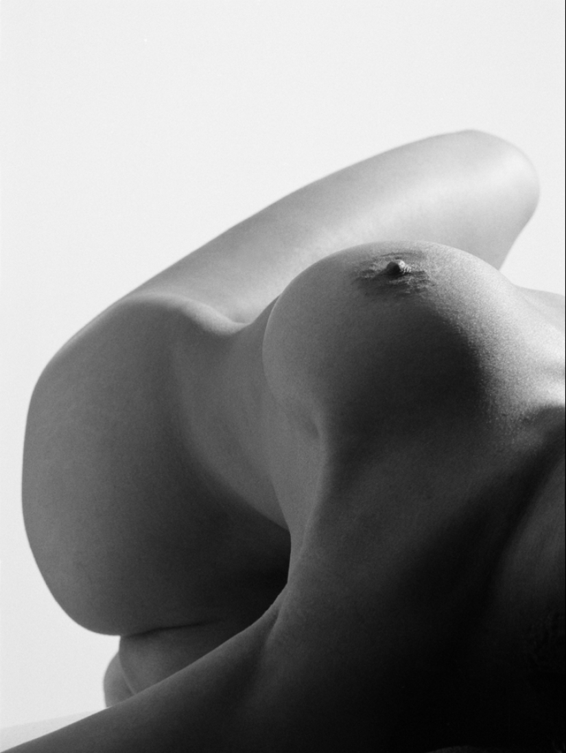Surrealismo en blanco y negro del maestro de la fotografía erótica Gunther Knop Surrealismo en blanco y negro del maestro de la fotografía erótica Gunther Knop