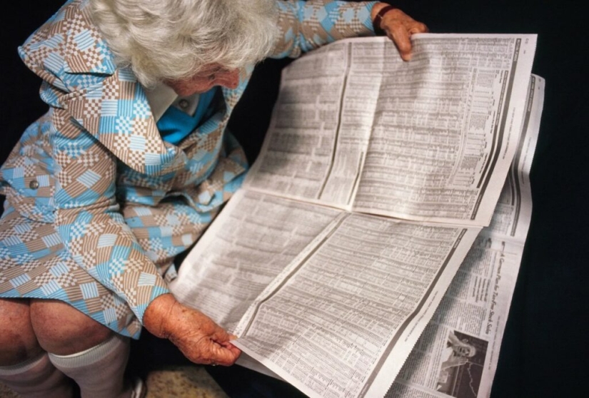 "Surrogate granddaughter": the life of American pensioners through the lens of Naomie Harris