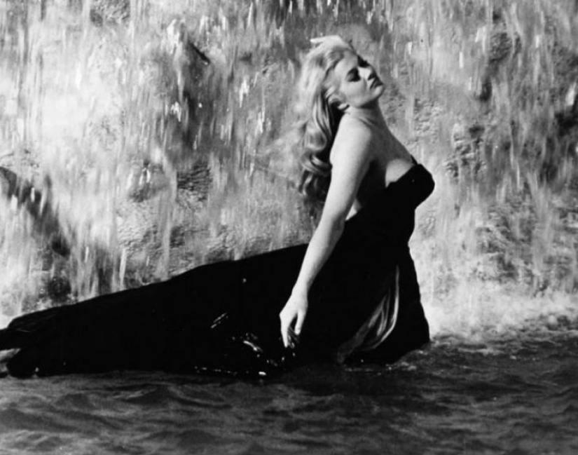 "Sweet Life" by Swedish Marilyn Monroe