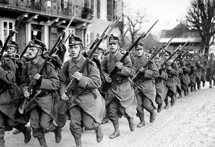 Swiss Armed Forces — why does a country need an army that is not fighting Swiss Armed Forces — why does a country need an army that is not fighting