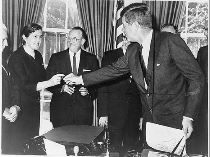 Talidomida tragedia, o Como una "píldora milagrosa" para destruir a los cuerpos y vidas de las personas Talidomida tragedia, o Como una "píldora milagrosa" para destruir a los cuerpos y vidas de las personas