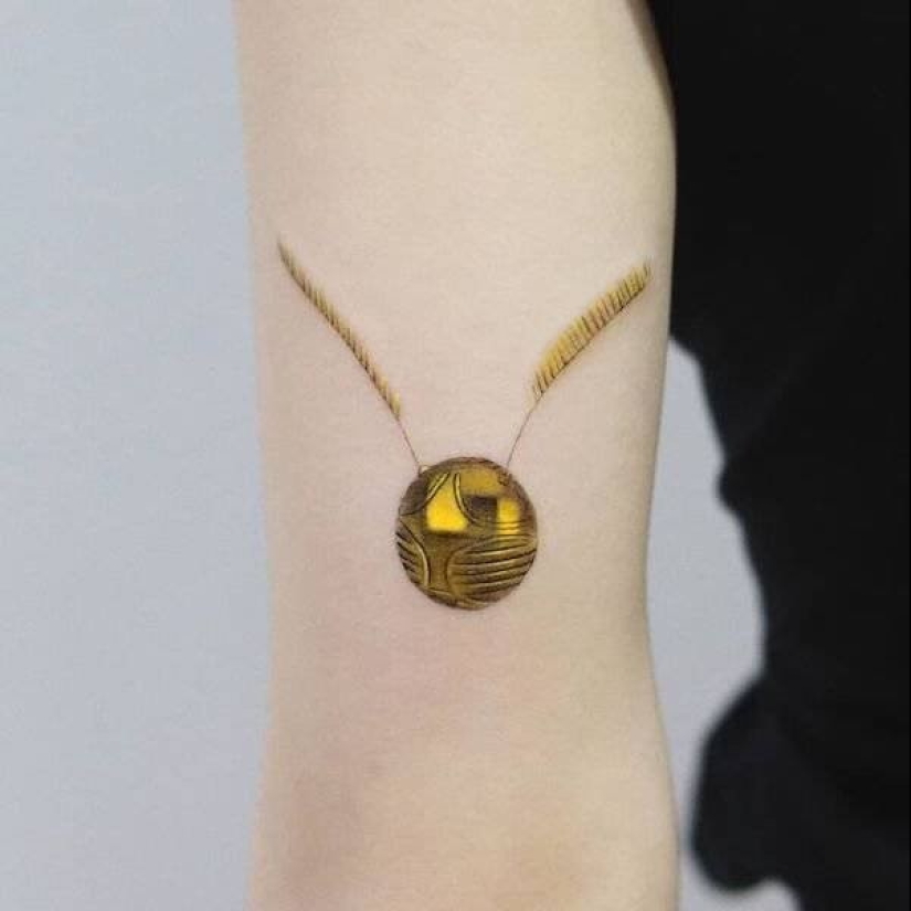 Tattoos of Hakan Adik, combining famous paintings and pop culture characters