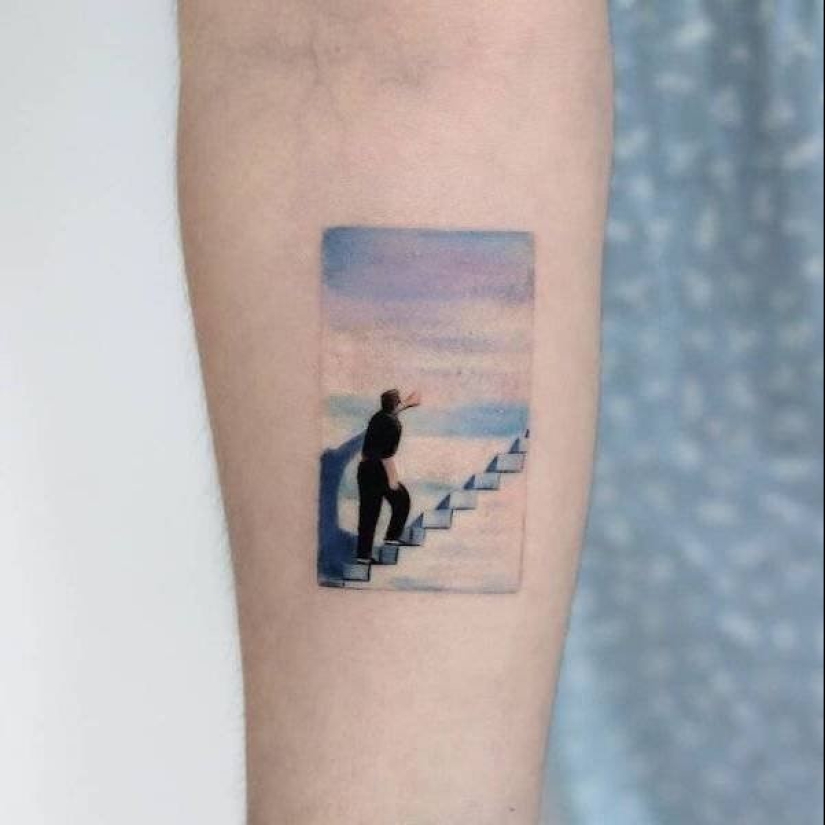 Tatuajes de Hakan Adik, combinando pinturas famosas y personajes de la cultura pop