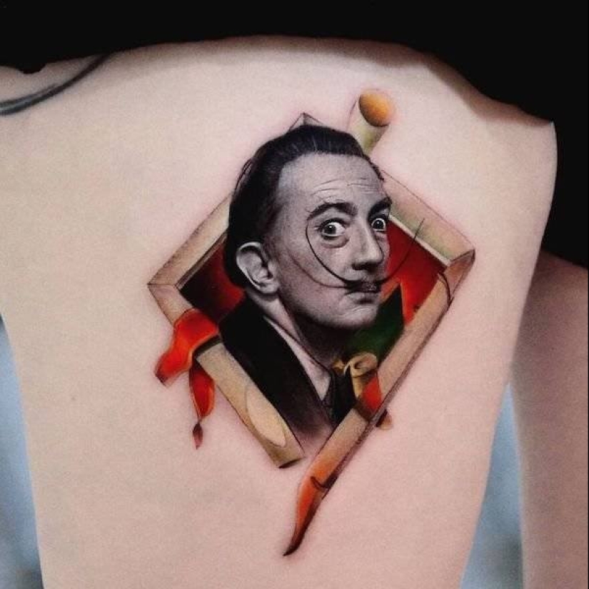Tatuajes de Hakan Adik, combinando pinturas famosas y personajes de la cultura pop