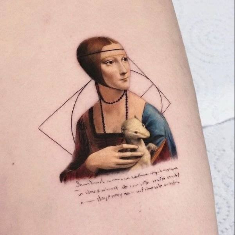 Tatuajes de Hakan Adik, combinando pinturas famosas y personajes de la cultura pop