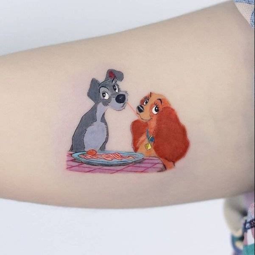Tatuajes de Hakan Adik, combinando pinturas famosas y personajes de la cultura pop