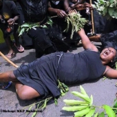 Tears for money: who are the professional mourners of Ghana Tears for money: who are the professional mourners of Ghana