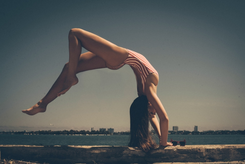 Temptation in Every Glance: Erotic Portraits by Photographer Michael Tan