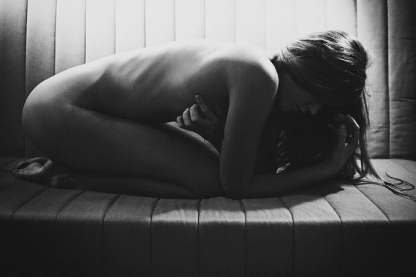 Temptation in Every Glance: Erotic Portraits by Photographer Michael Tan