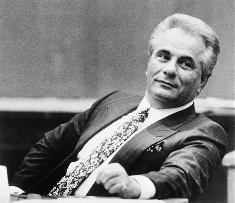 The 15 most famous mobsters of all time