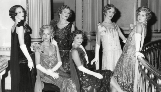 The 6 Mitford Sisters, or Fates Woven into the Fabric of the Century