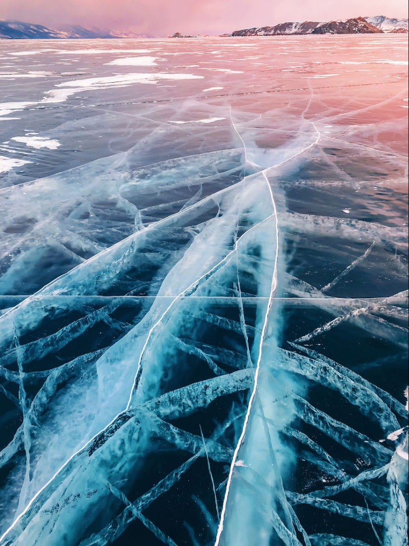 The beauty of cold Baikal: 30 incredible photos by Kristina Makeeva The beauty of cold Baikal: 30 incredible photos by Kristina Makeeva