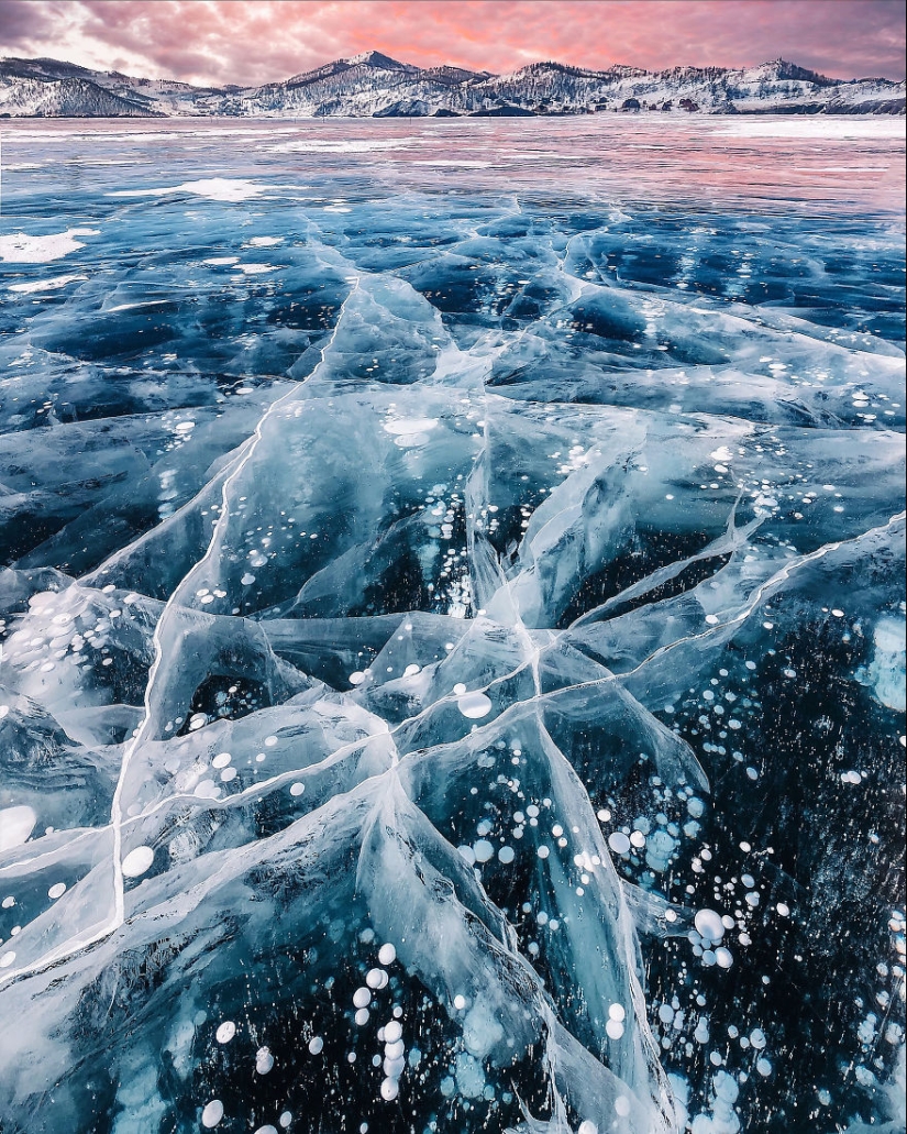 The beauty of cold Baikal: 30 incredible photos by Kristina Makeeva The beauty of cold Baikal: 30 incredible photos by Kristina Makeeva