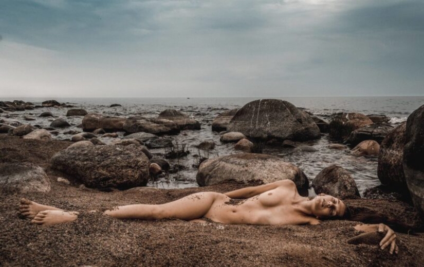 The beauty of nature and the female body in the photo works of Sergey Leksin The beauty of nature and the female body in the photo works of Sergey Leksin