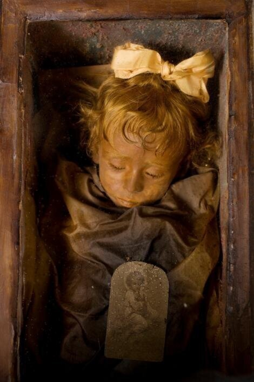 The bodies that people look years: 8 of the most famous "modern" mummies