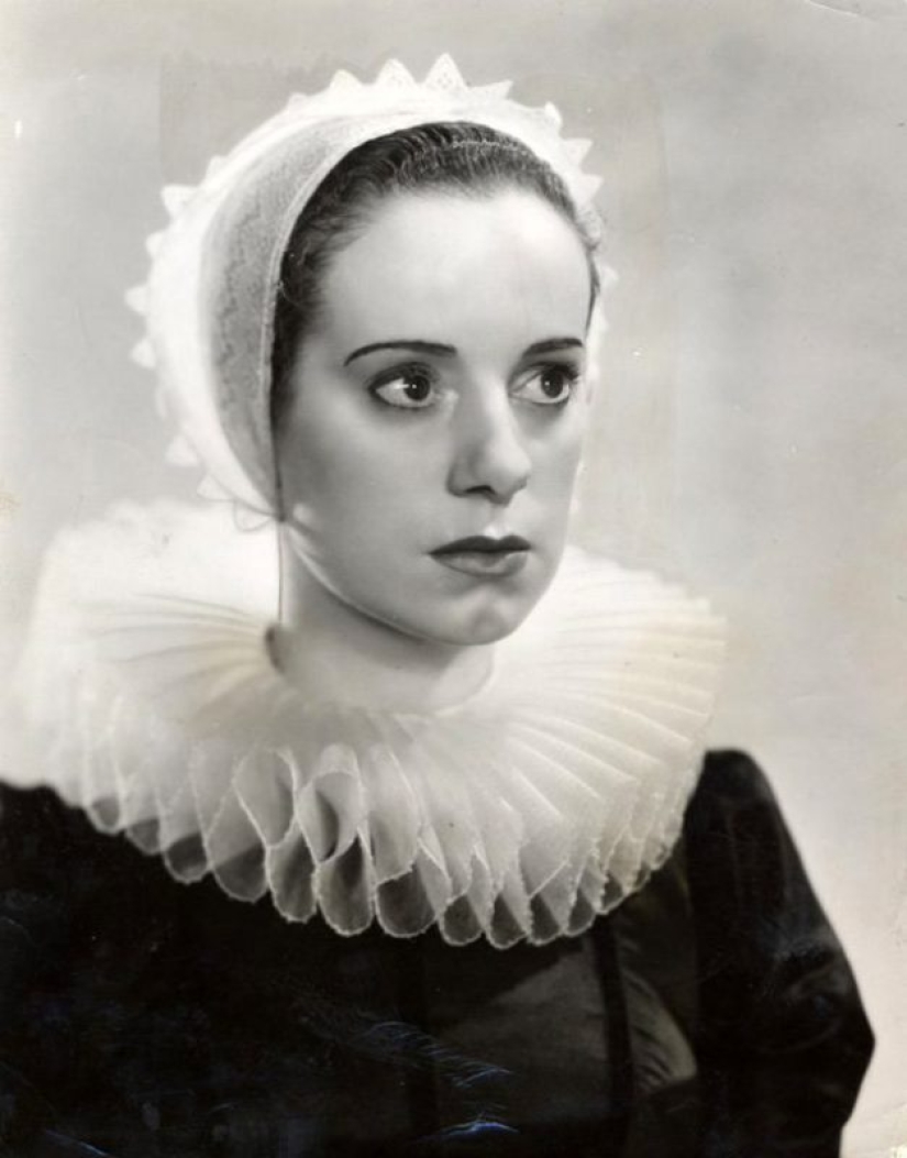 The bride of Frankenstein: the inimitable Elsa Lanchester The bride of Frankenstein: the inimitable Elsa Lanchester