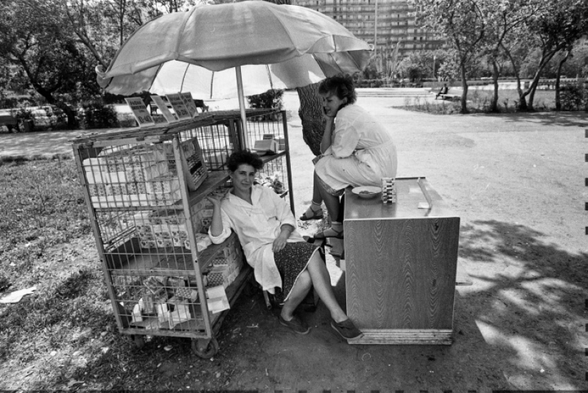 The coolest girl of the ' 90s: a bit of nostalgia for bygone era