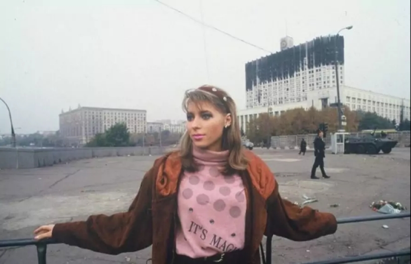 The coolest girl of the ' 90s: a bit of nostalgia for bygone era