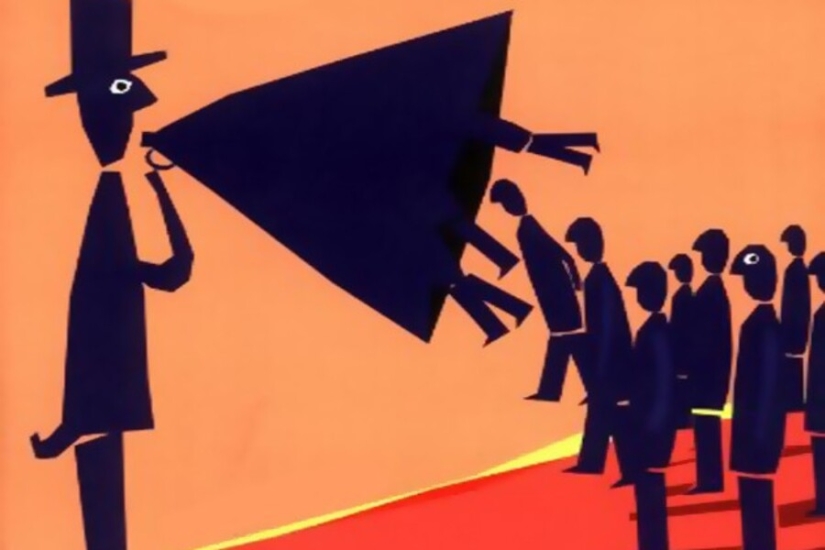 The expert called 10 ways to control the masses, which actively uses the power