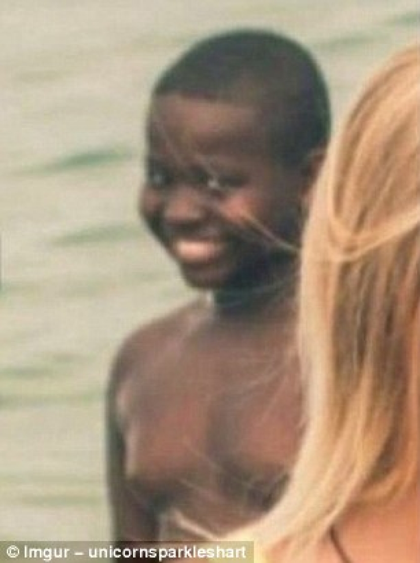 The funniest photobombs in vacation pictures