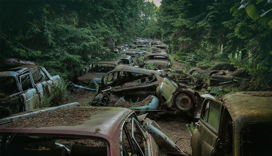 The German spent ten years searching all over Europe for cemeteries of old cars-from tractors to Mercedes The German spent ten years searching all over Europe for cemeteries of old cars-from tractors to Mercedes