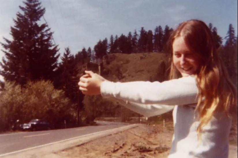 The Girl in the Box: The Story of Colleen Stan, Who Lived in a Maniac&#39;s House for 7 Years