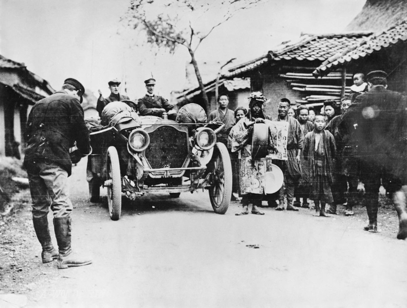 The greatest car race in history: 20 thousand kilometers on carts with an engine The greatest car race in history: 20 thousand kilometers on carts with an engine