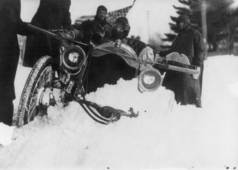 The greatest car race in history: 20 thousand kilometers on carts with an engine The greatest car race in history: 20 thousand kilometers on carts with an engine