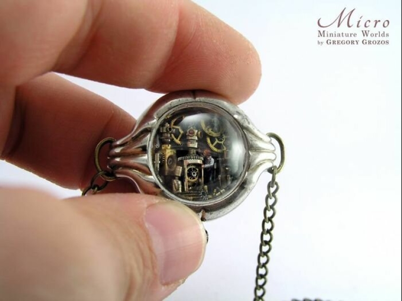 The Greek master Gregory Grozos creates miniature worlds within hours