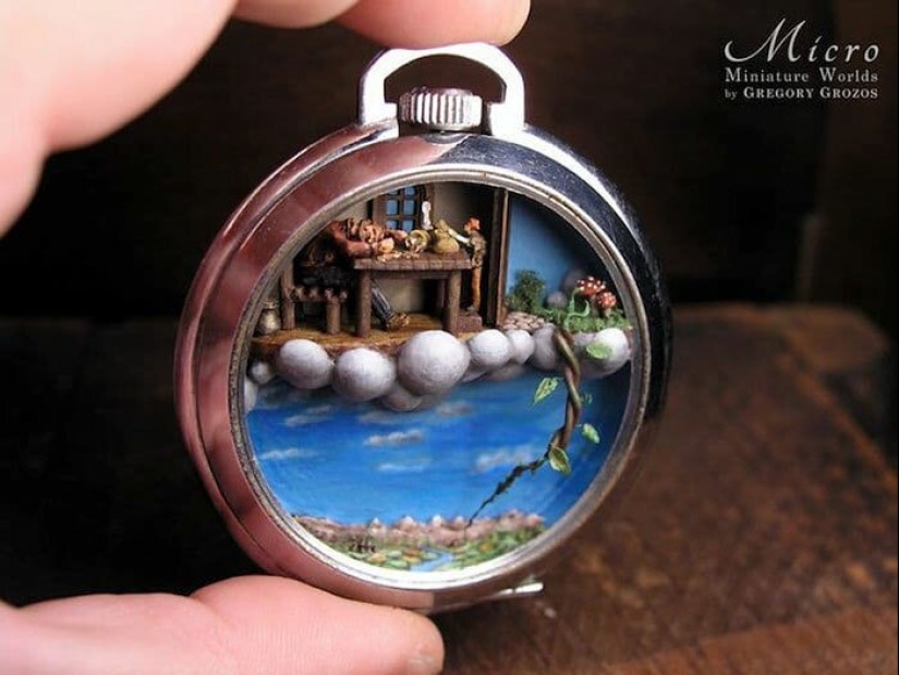 The Greek master Gregory Grozos creates miniature worlds within hours