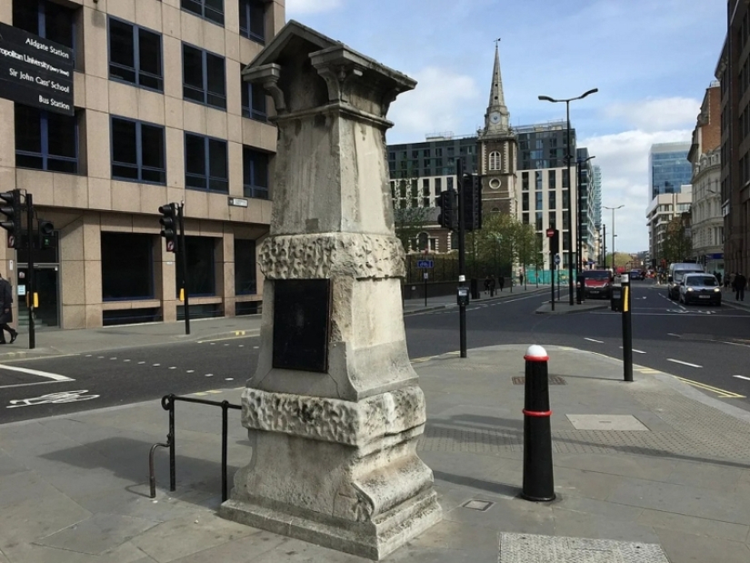 The Horrific Story of London&#39;s &#39;Death Pump&#39; That Poisoned Thousands of Citizens