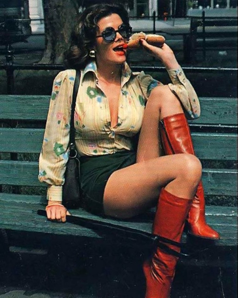 The hottest babes of the 70s