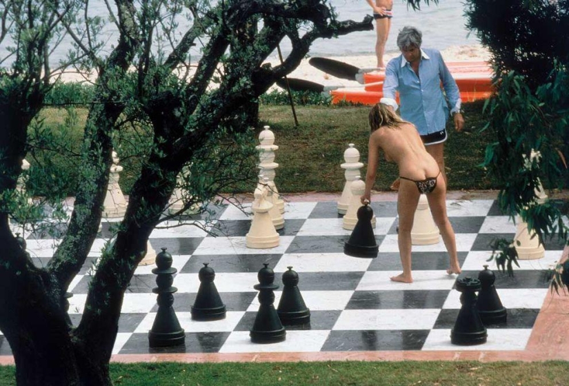 The Ironic masterpieces of Elliott Erwitt