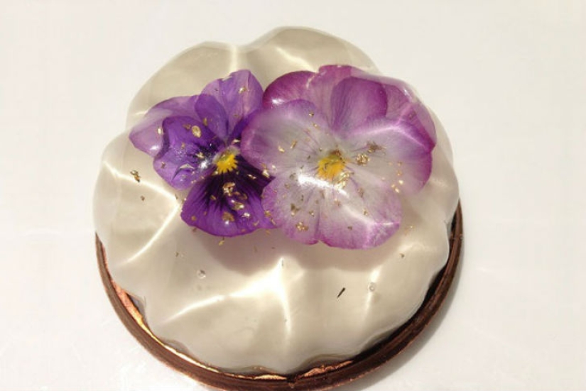 The Japanese make the coolest desserts in the world