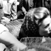 The Kiss of Death, or The story of one photo taken minutes before the tragedy The Kiss of Death, or The story of one photo taken minutes before the tragedy