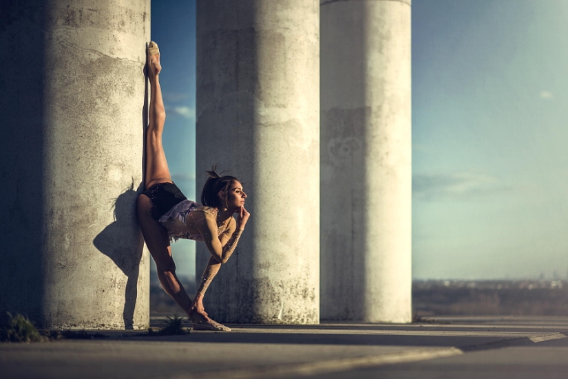 The magic of dancing with the metropolis: a magnificent series of photos of gymnasts and dancers from Dimitri Rulland The magic of dancing with the metropolis: a magnificent series of photos of gymnasts and dancers from Dimitri Rulland