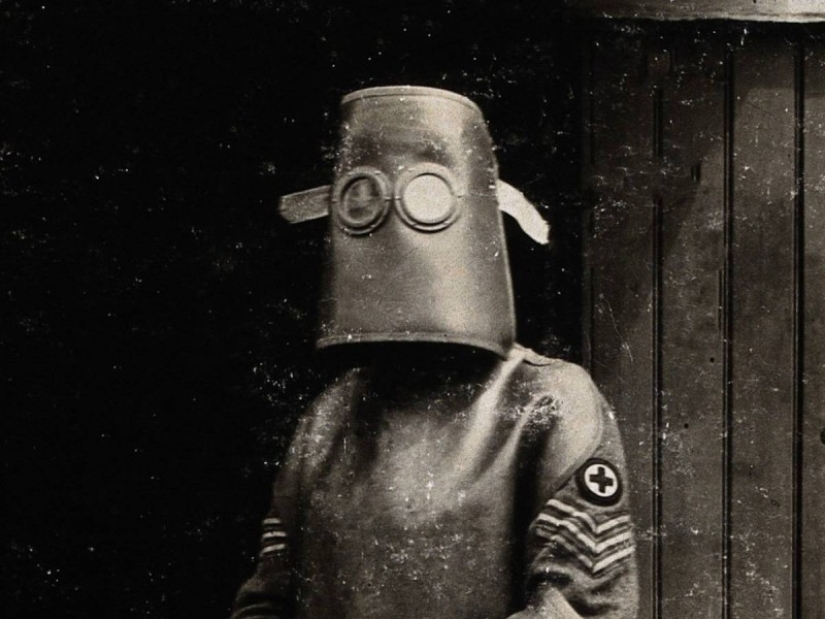 The most frightening, unusual and sinister uniform in history