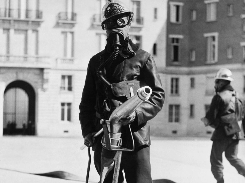 The most frightening, unusual and sinister uniform in history