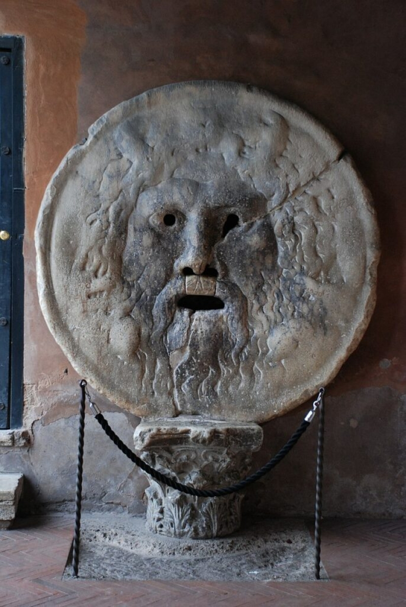 "The Mouth of Truth", or How in ancient times they denounced unfaithful wives "The Mouth of Truth", or How in ancient times they denounced unfaithful wives