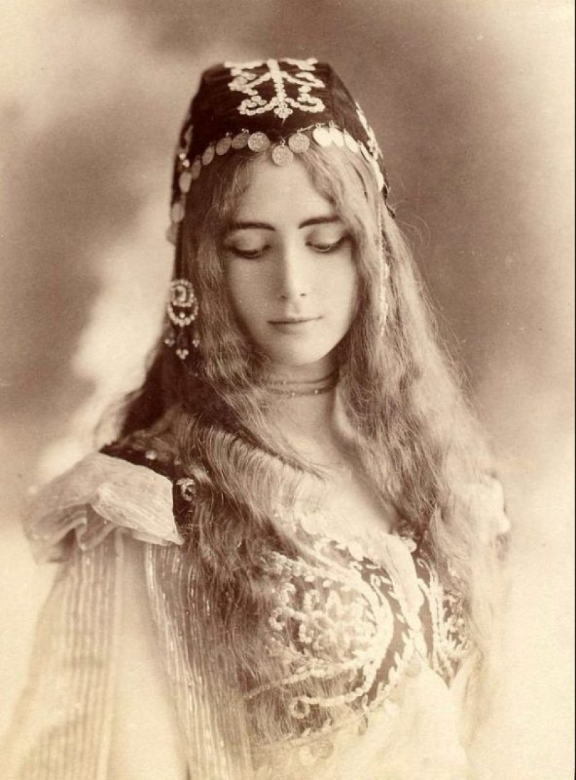 The Muse of the Belle Epoque: the inimitable Cleo de Merode The Muse of the Belle Epoque: the inimitable Cleo de Merode