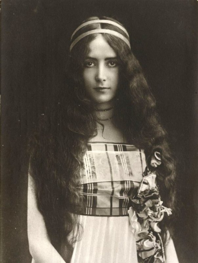 The Muse of the Belle Epoque: the inimitable Cleo de Merode The Muse of the Belle Epoque: the inimitable Cleo de Merode