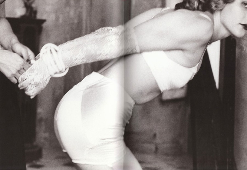 The mystery of femininity in erotic photographs by Ellen von Unwerth