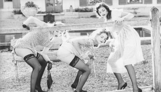 The mystery of femininity in erotic photographs by Ellen von Unwerth