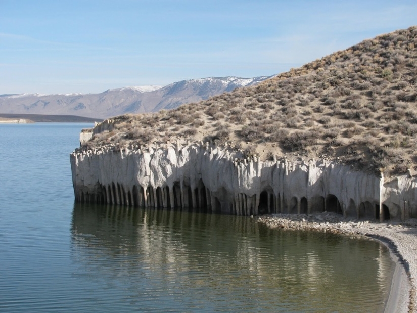 The Mystery of the Columns of California's Lake Crowley The Mystery of the Columns of California's Lake Crowley