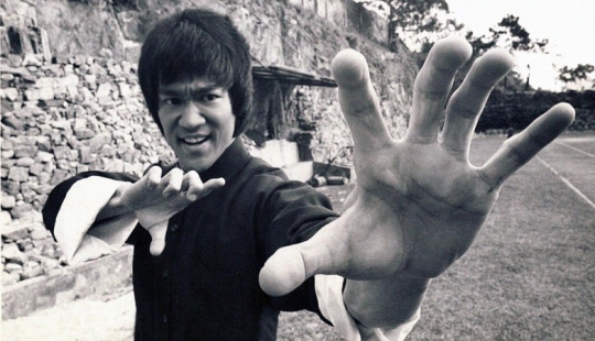 The path of self-improvement: advice from Bruce Lee