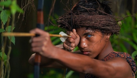 The phenomenon of the blue-eyed tribe of Butung Island