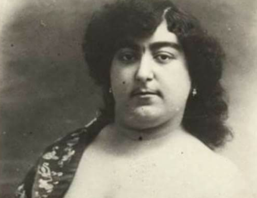 The seal of passion: why the cult of the mustachioed woman arose in the 19th century The seal of passion: why the cult of the mustachioed woman arose in the 19th century